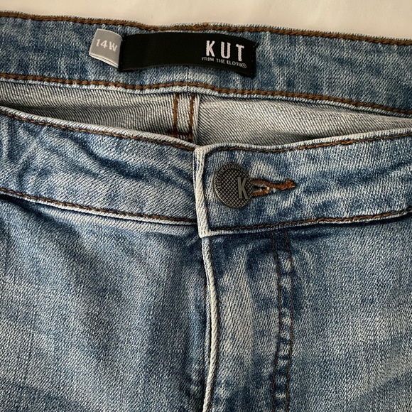 Kut from the Kloth Light Blue Denim Jeans size 14W - Picture 3 of 3